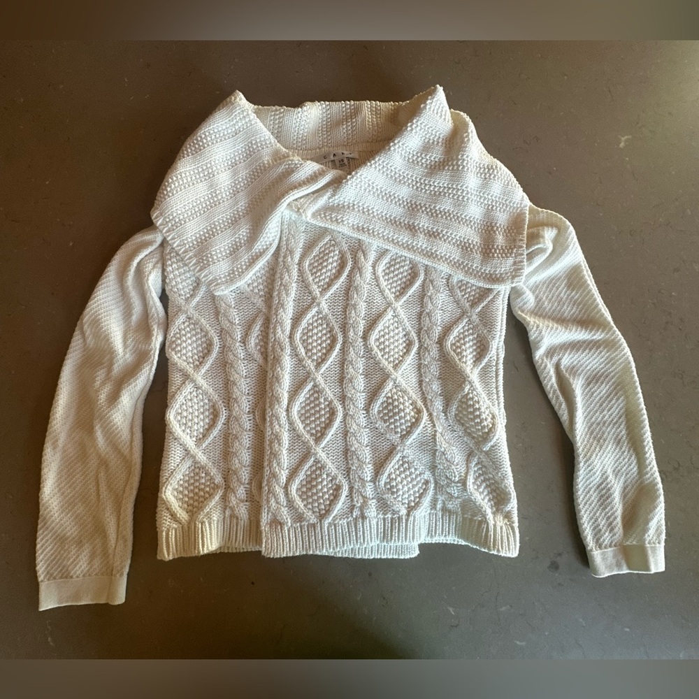 CAbi Cream Cotton Cable Knit Cardigan Beach Travel Vacation Sweater XS